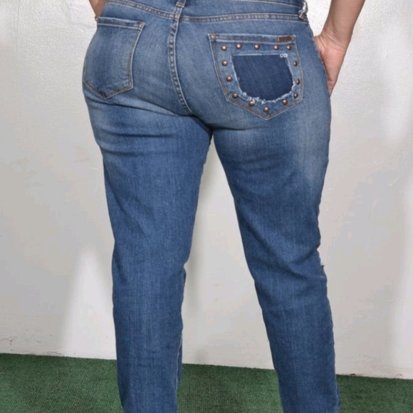 Women's Denim Jeans Distressed various sizes - Picture 2 of 9